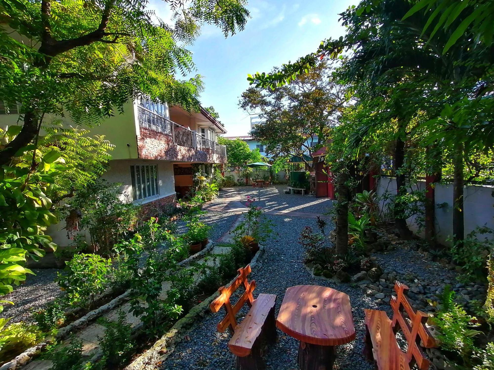 Monte Rio Gardens Bed & Breakfast Alaminos Kültér fotó